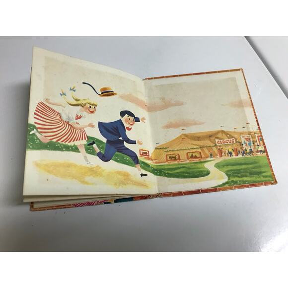 VINTAGE Easy Reader Books: Circus Alphabet; How the Animals Get to the Zoo, 1965 - Picture 4 of 14